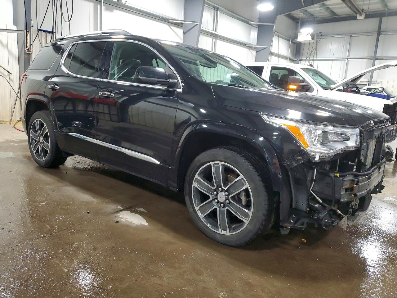 GMC Acadia Denali