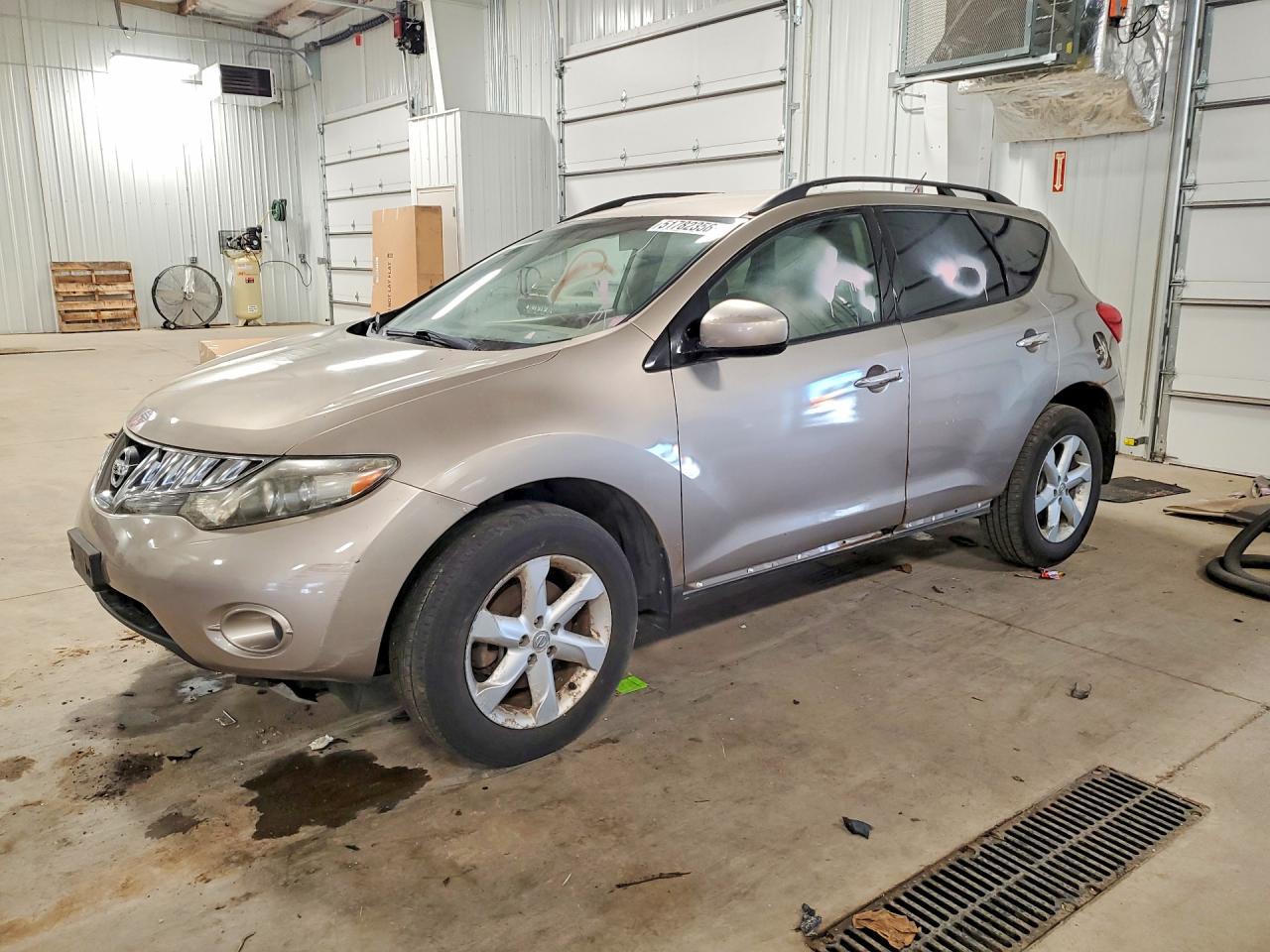 Salvage Nissan Murano Image