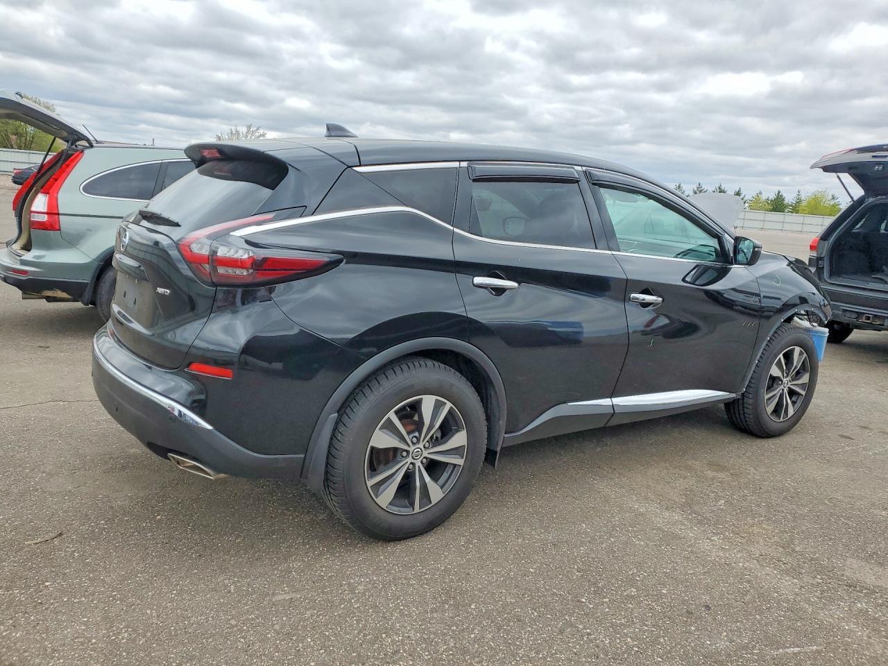 Nissan Murano S