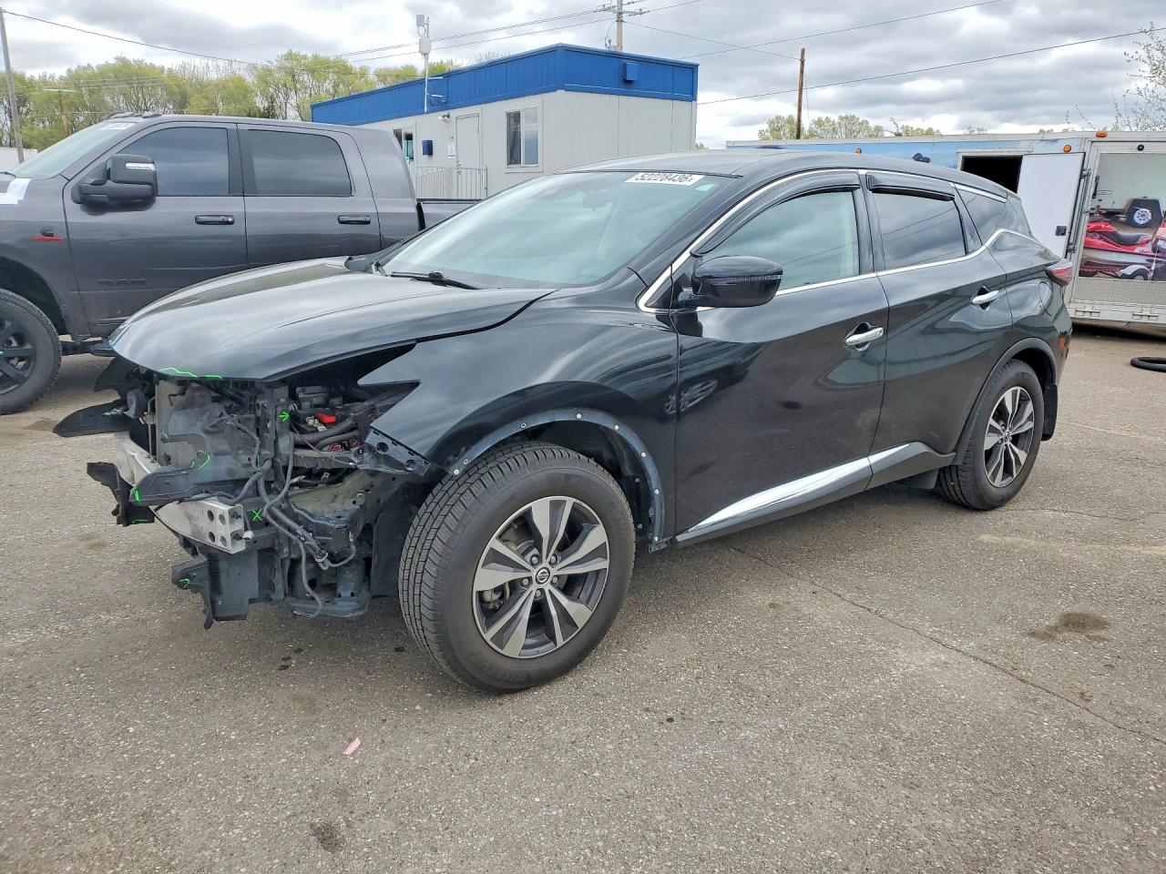 Salvage Nissan Murano Image