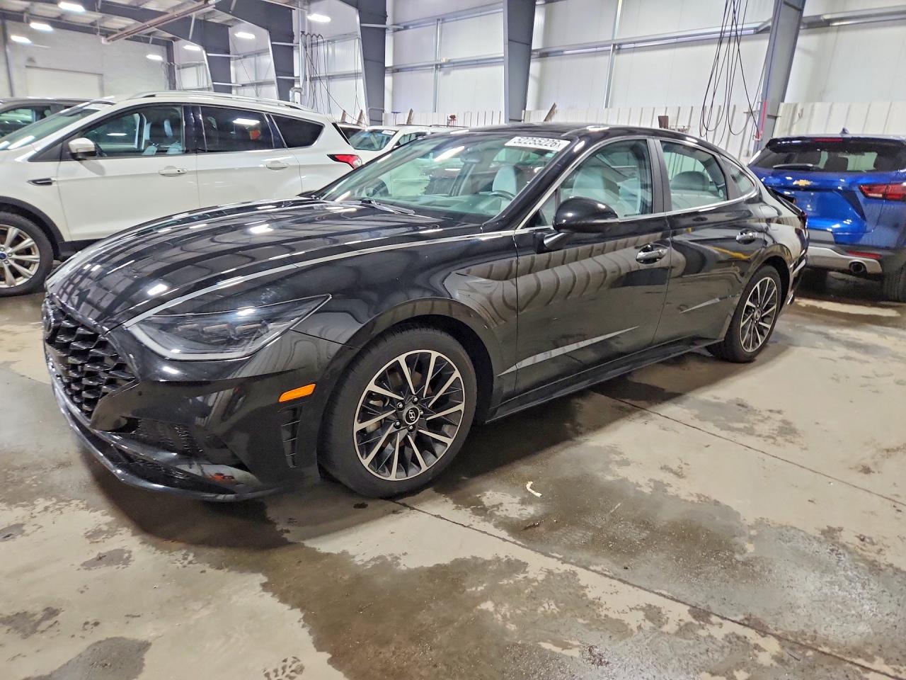 Salvage Hyundai SONATA Image