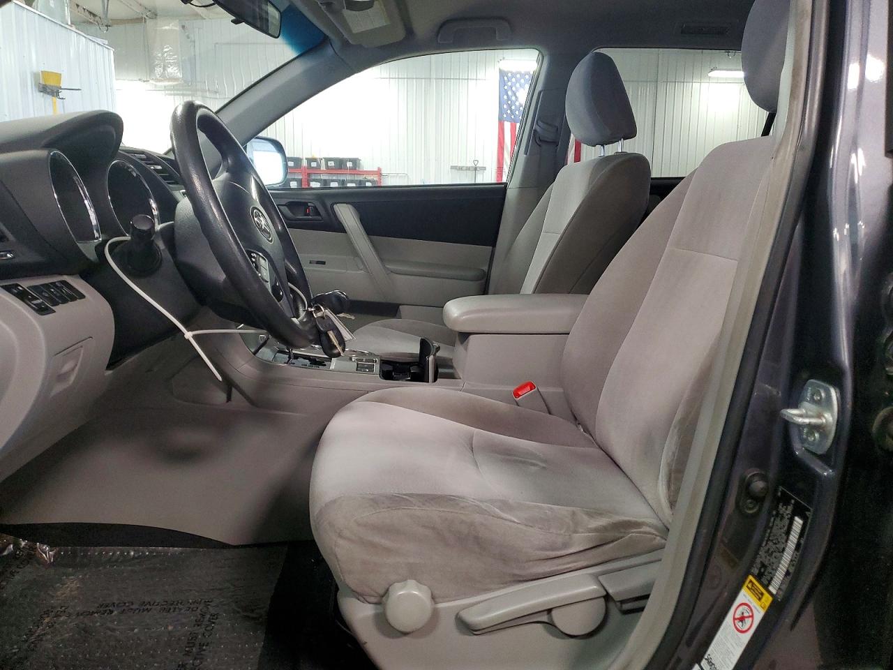 Toyota Highlander Base