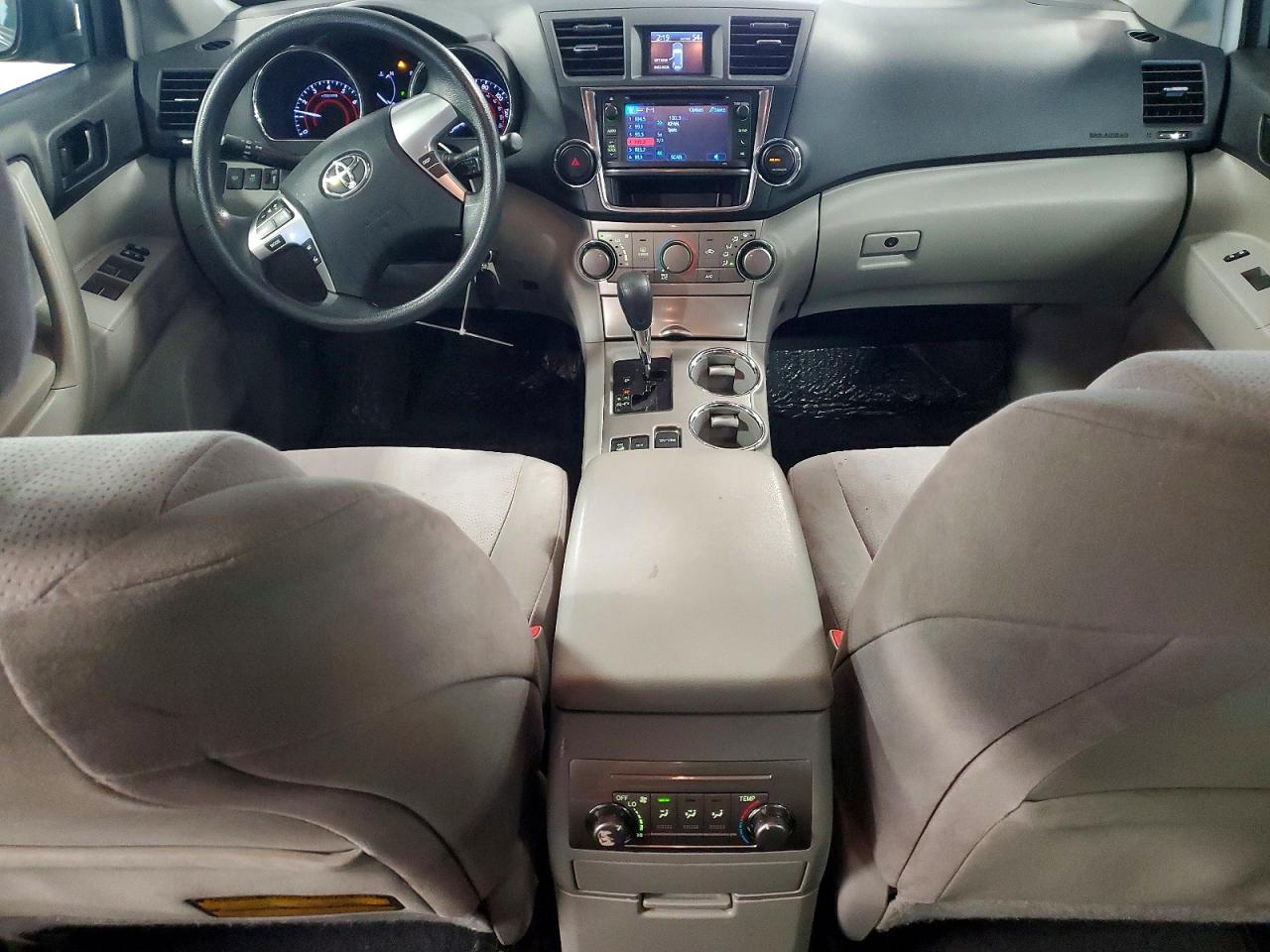 Toyota Highlander Base