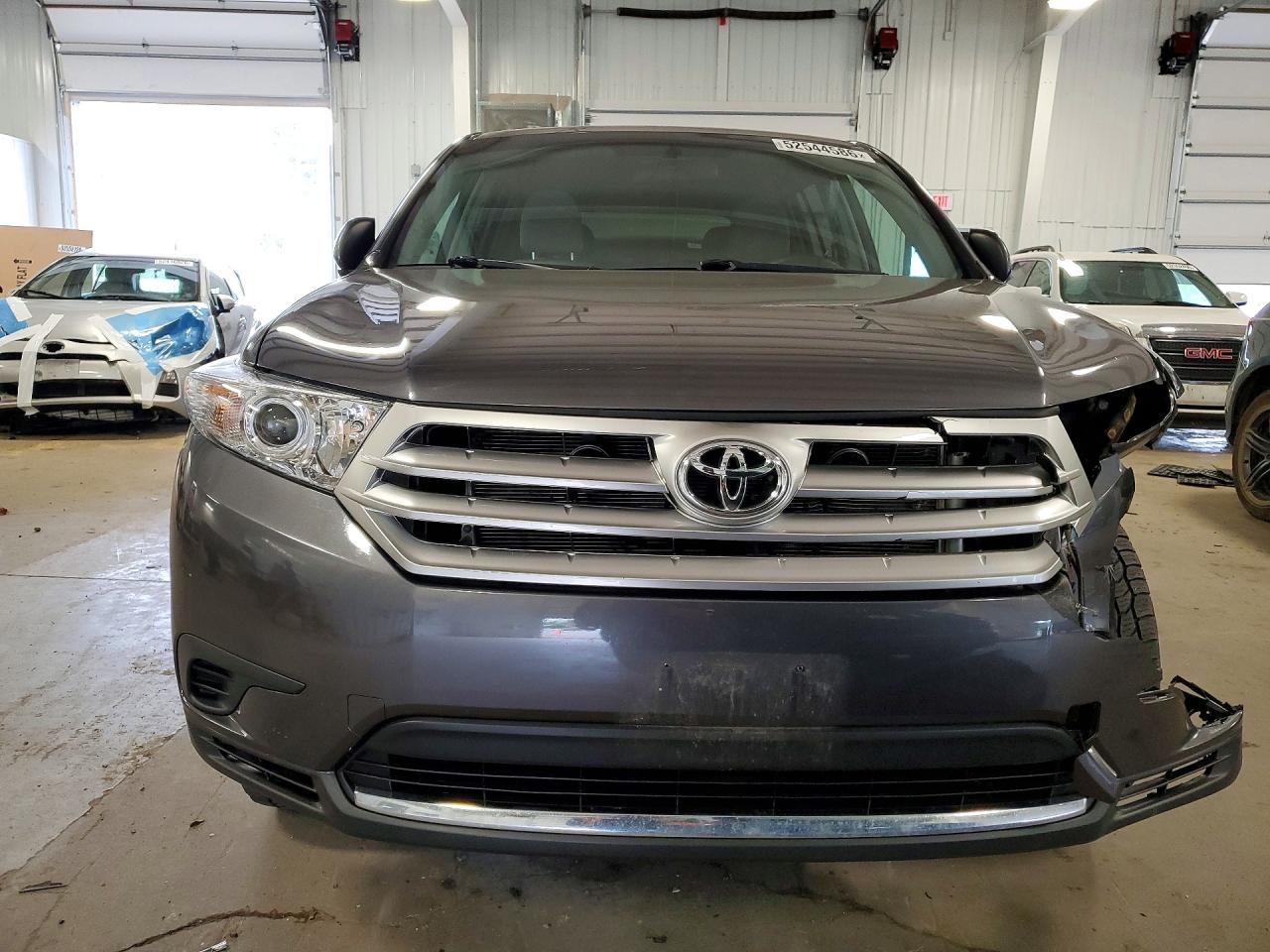 Toyota Highlander Base