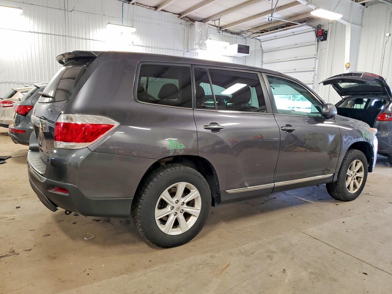 Toyota Highlander Base