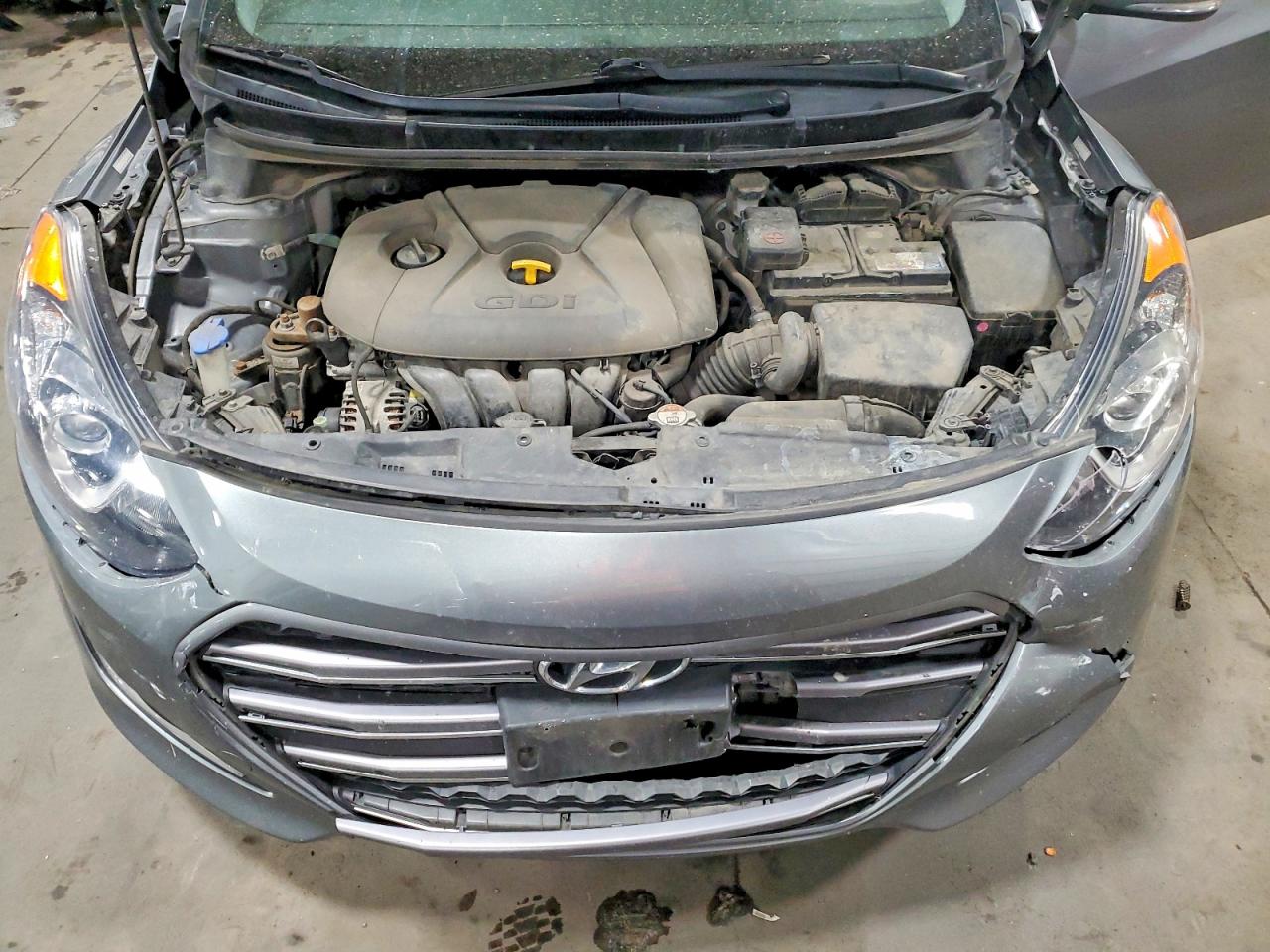 Hyundai ELANTRA Base