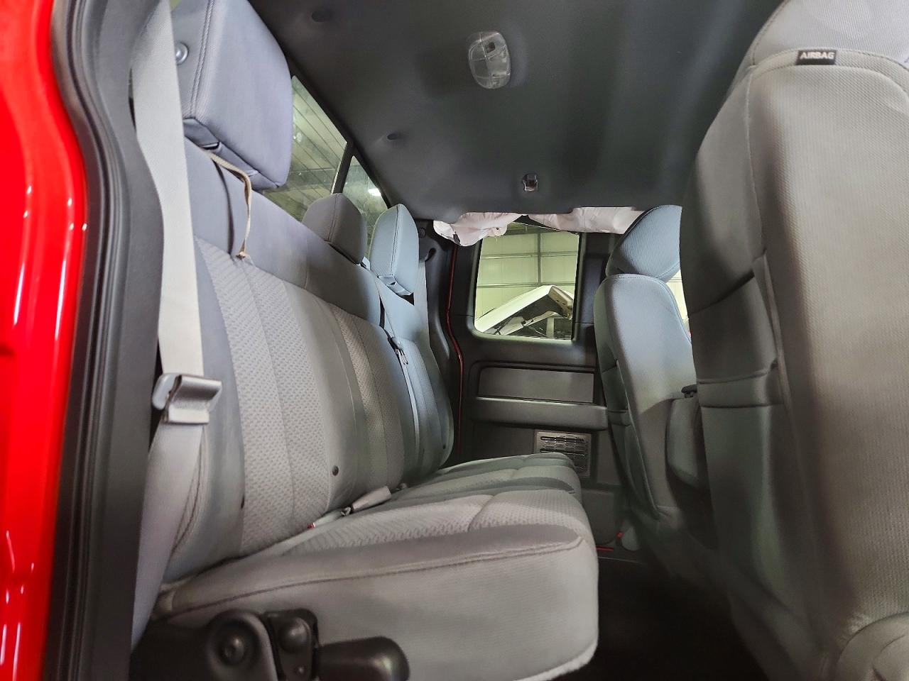 Ford F-150 Super Cab