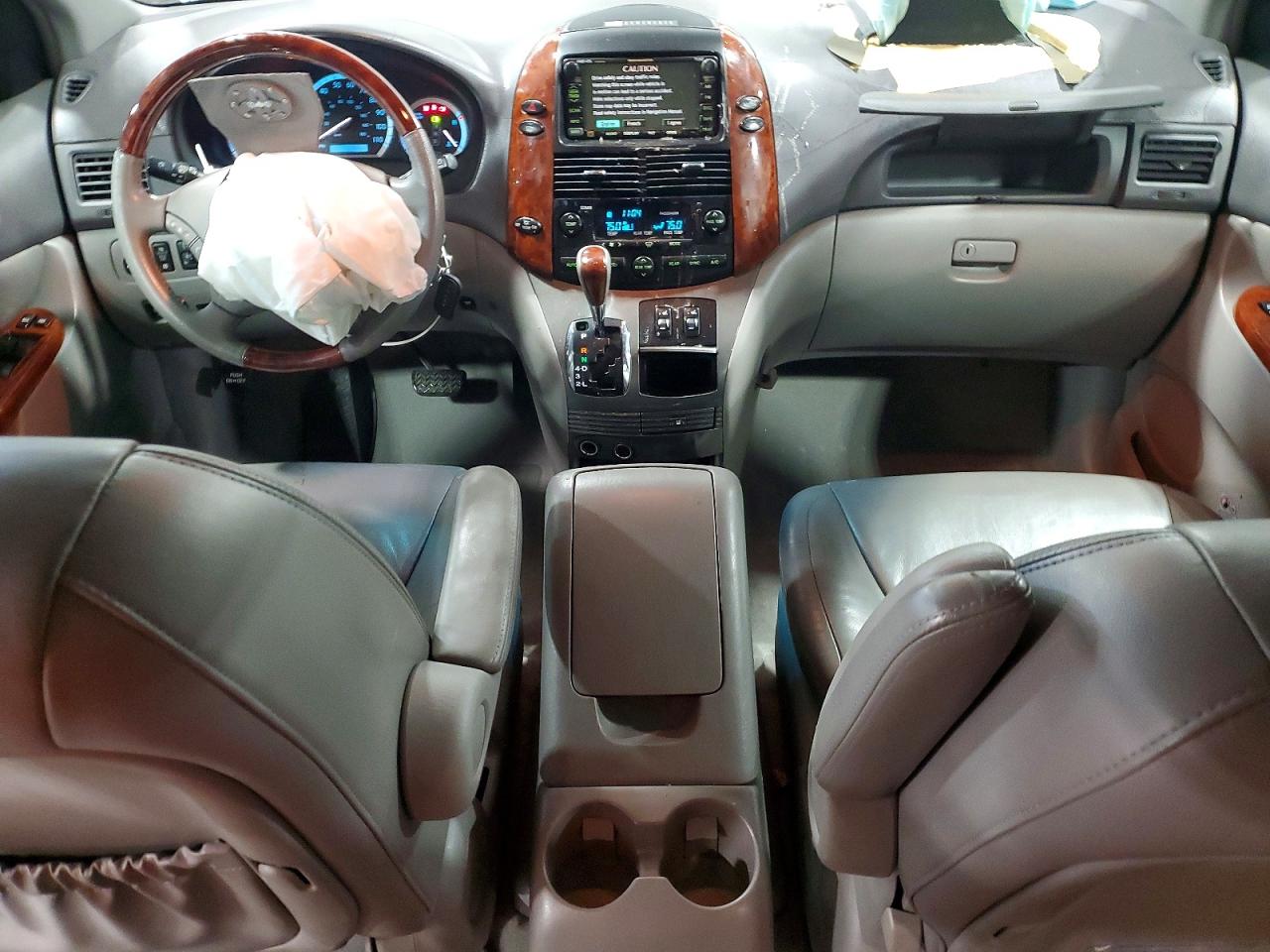 Toyota Sienna Xle Limited 7 Passenger