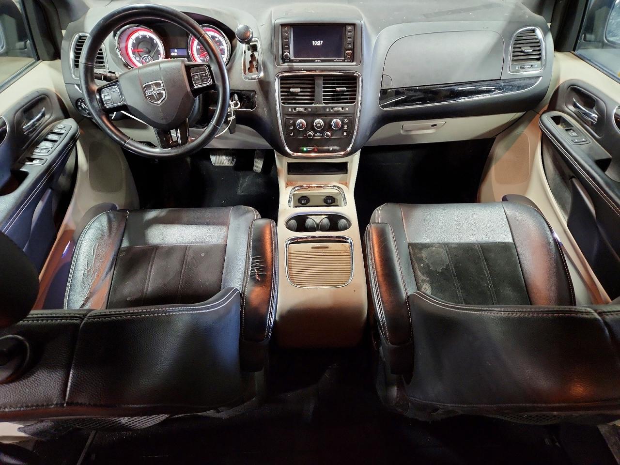 Dodge Caravan Sxt