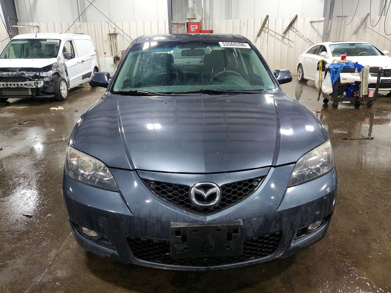 Mazda 3 I
