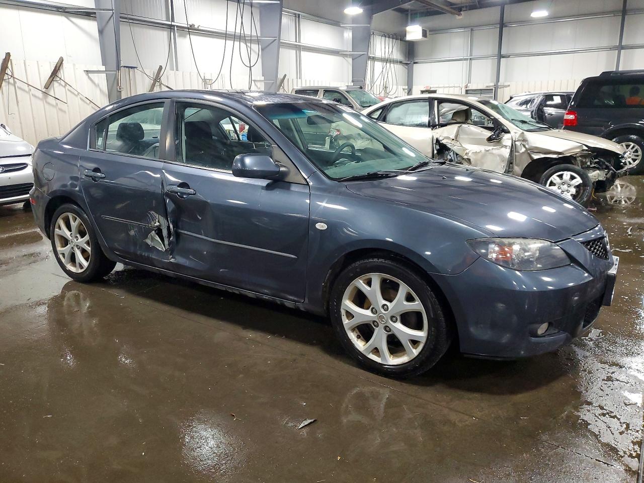 Mazda 3 I