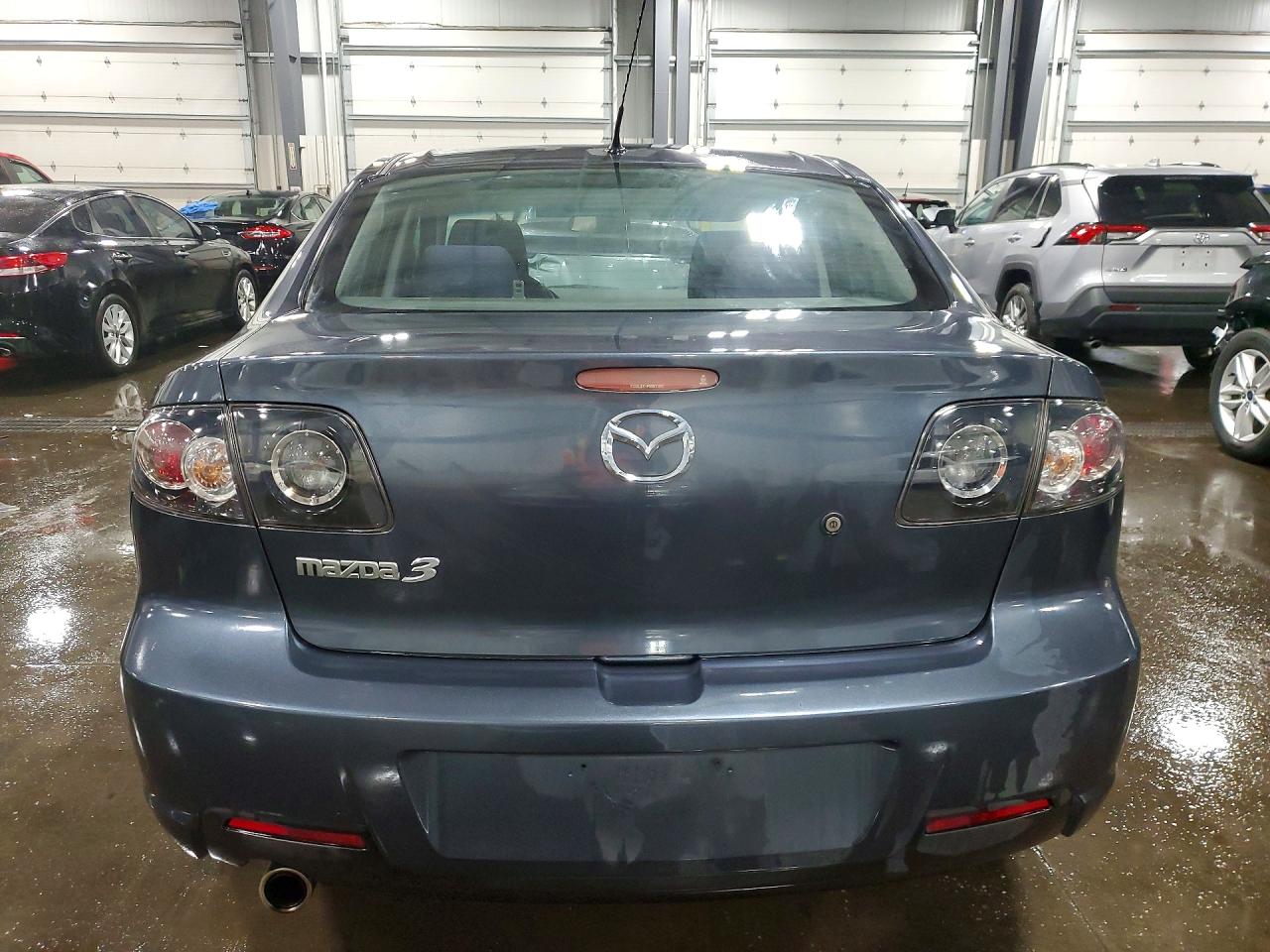 Mazda 3 I