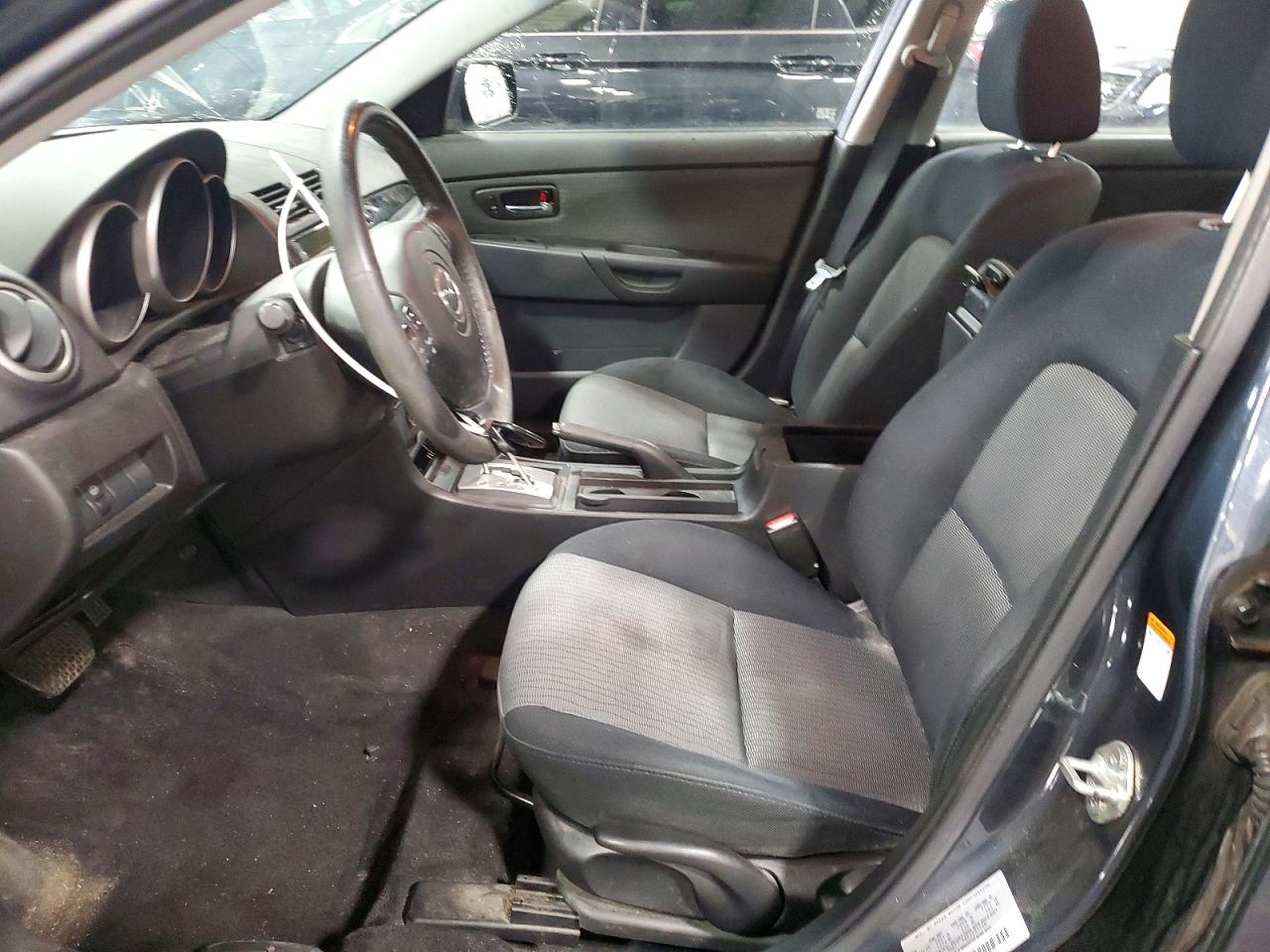 Mazda 3 I