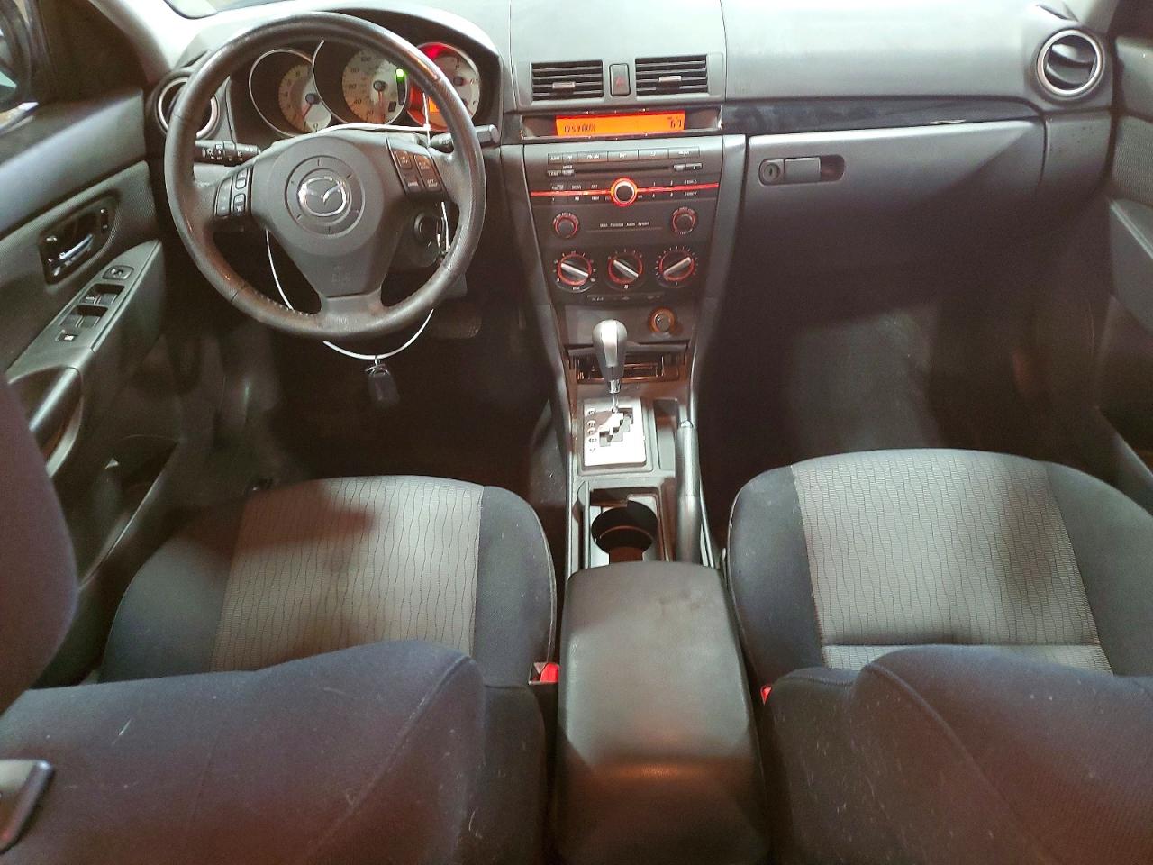 Mazda 3 I