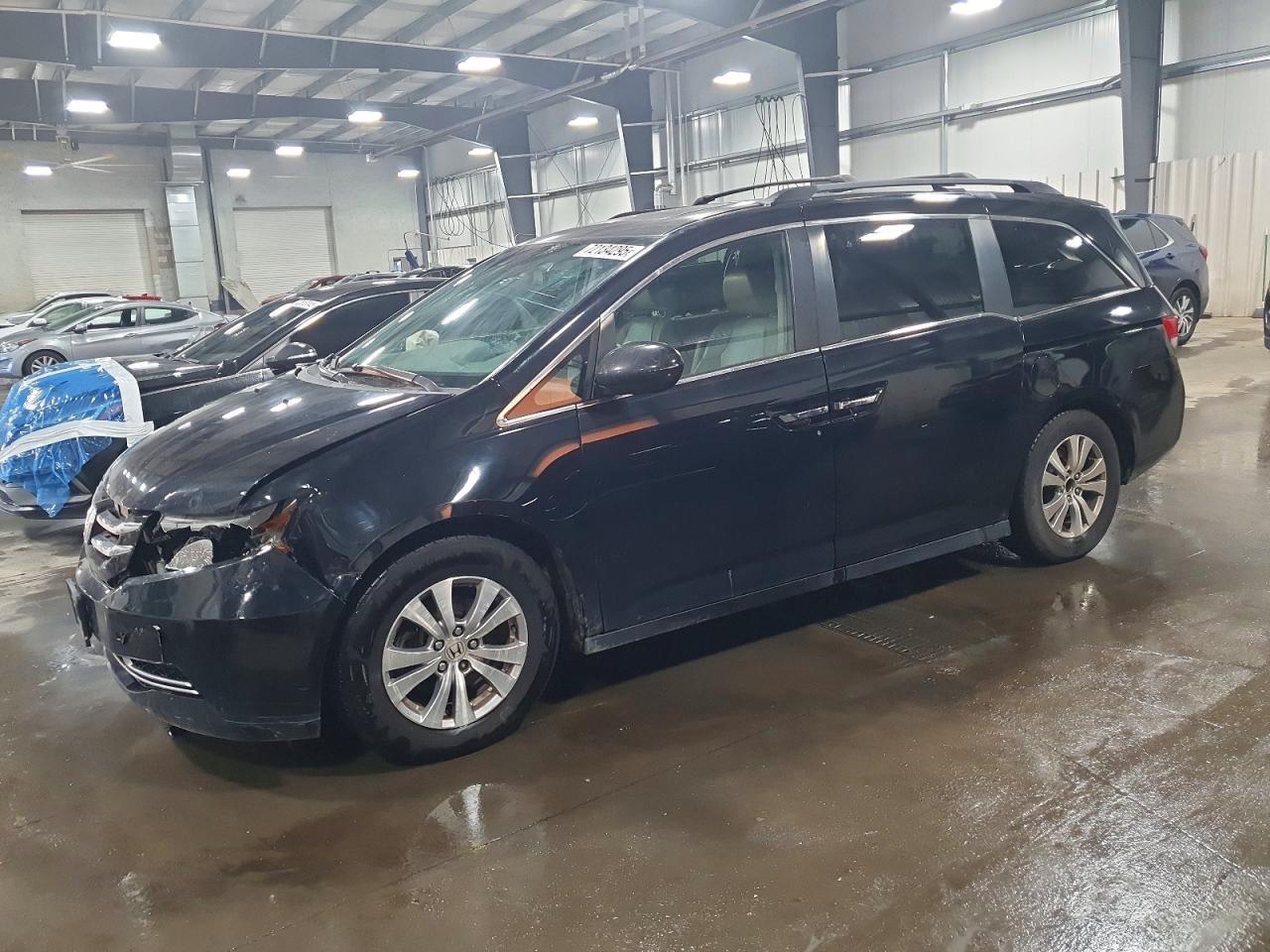 Salvage Honda Odyssey Image