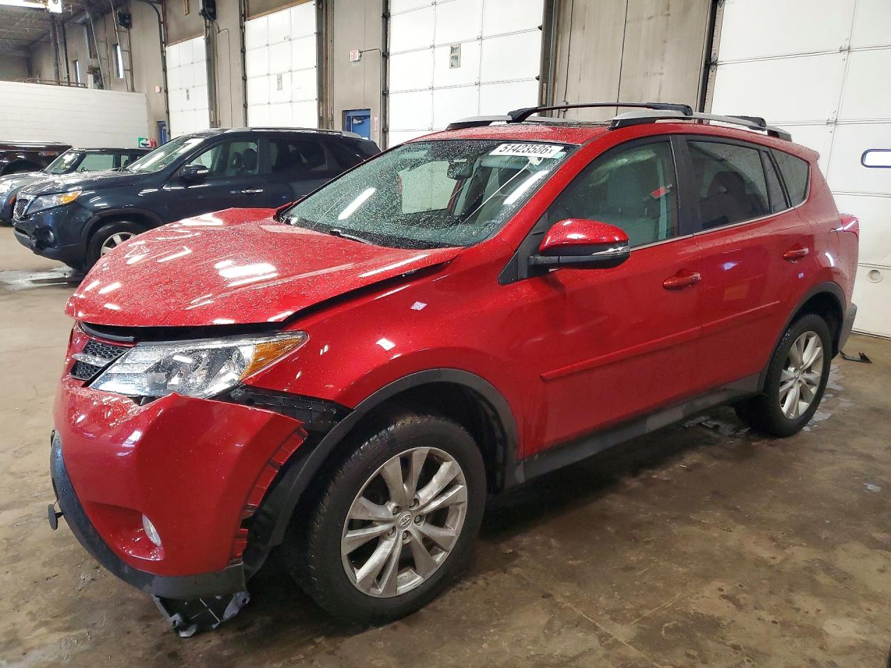 Salvage Toyota RAV4 Image