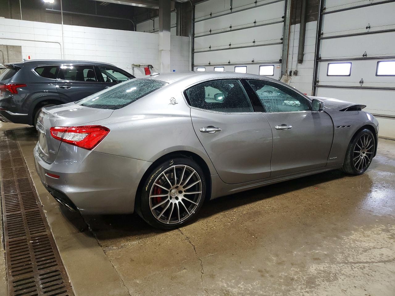 Maserati Ghibli S