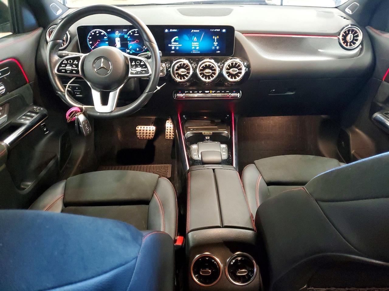 Mercedes-Benz GLA 250 4matic