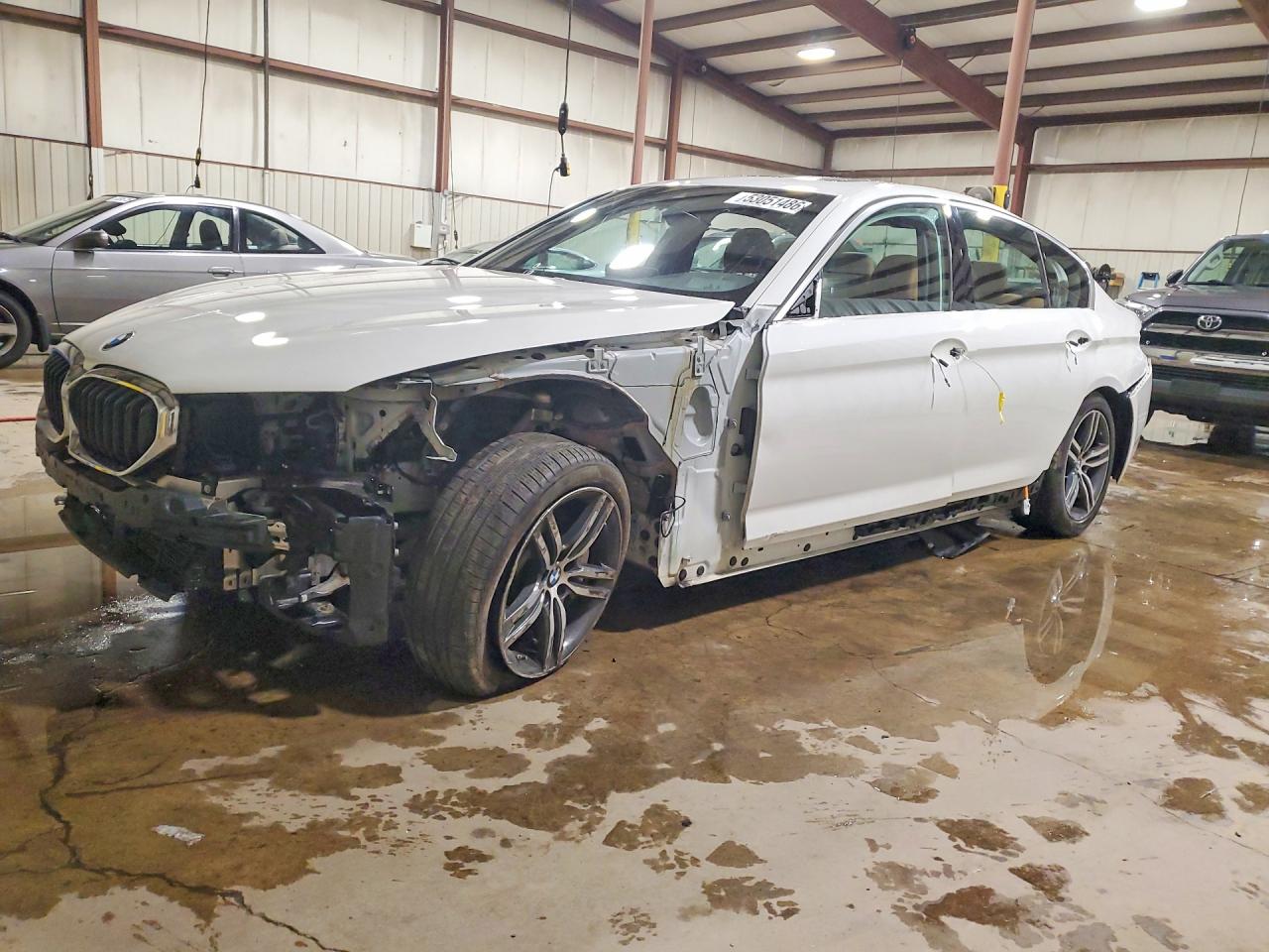 Salvage BMW 5 Series Image