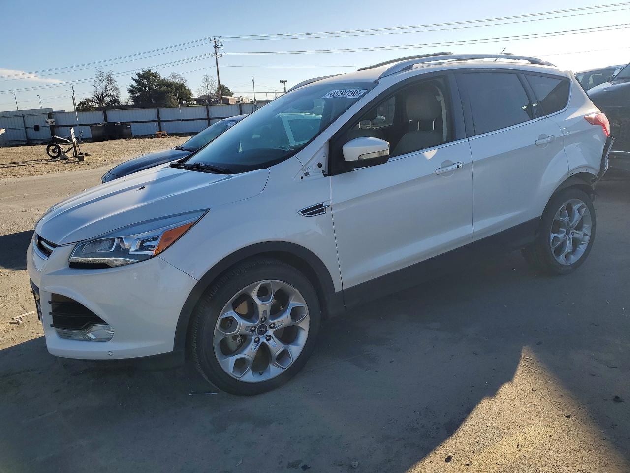 Salvage Ford Escape Image