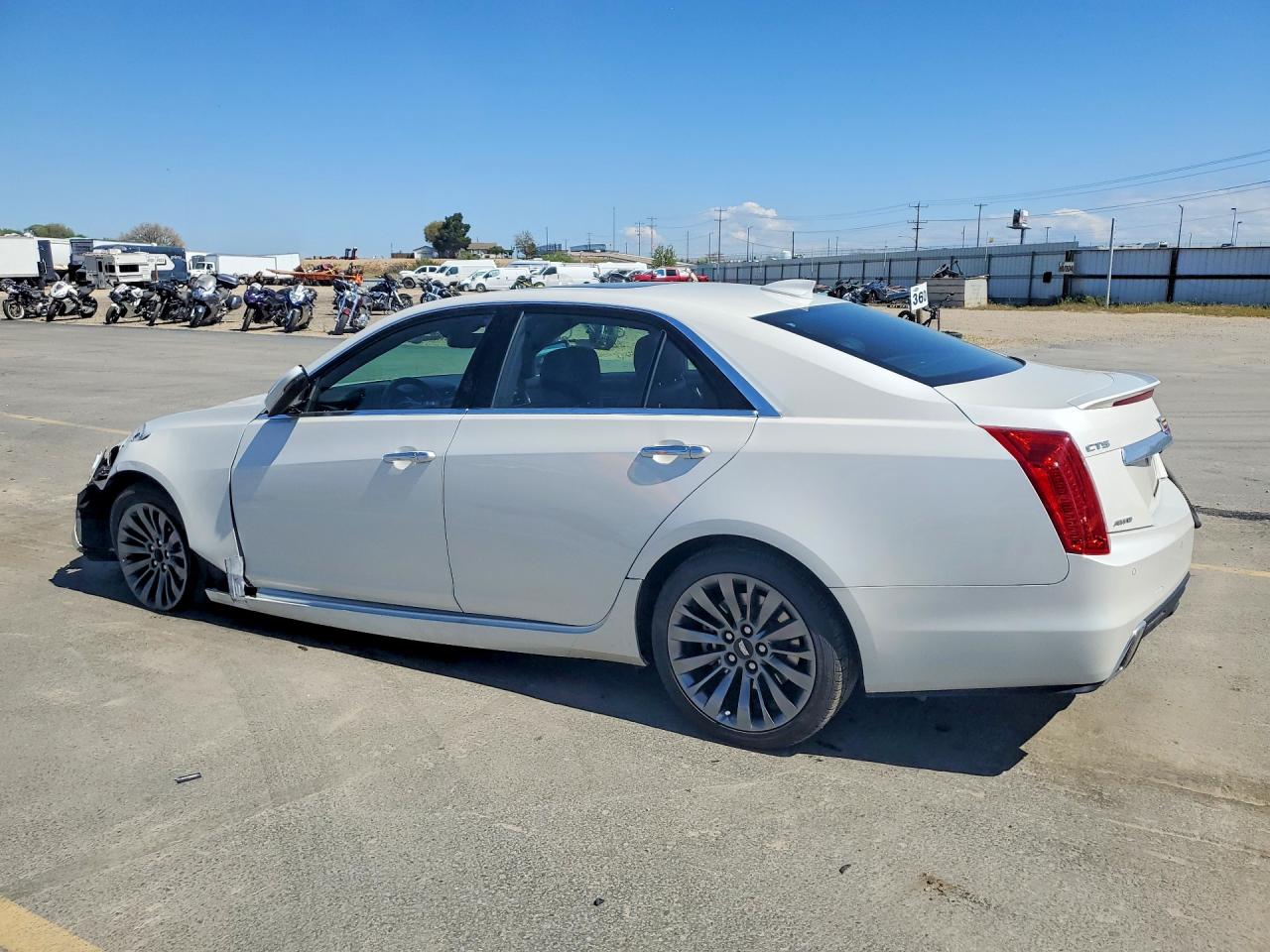 Cadillac CTS Luxury