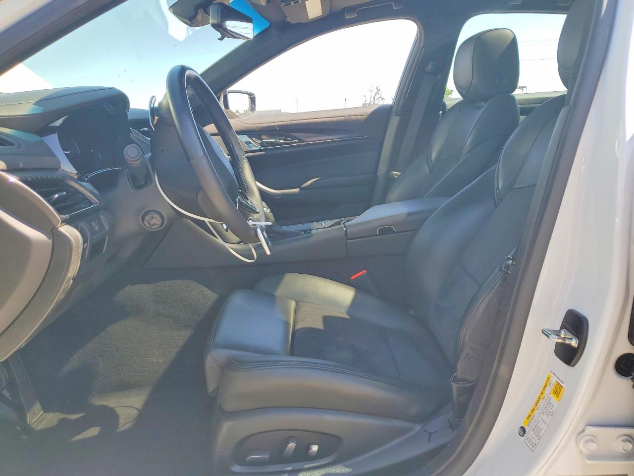 Cadillac CTS Luxury