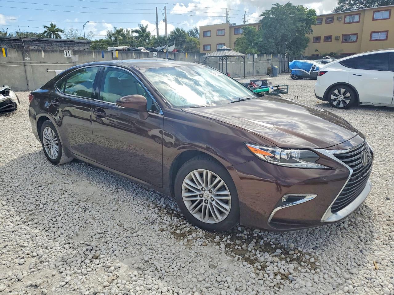 Lexus Es Base