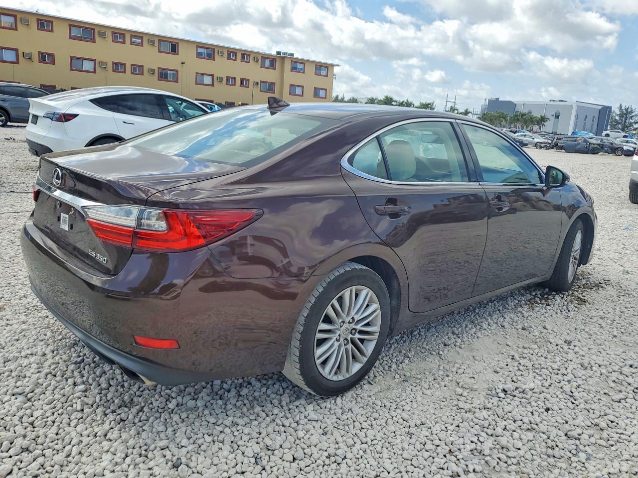 Lexus Es Base