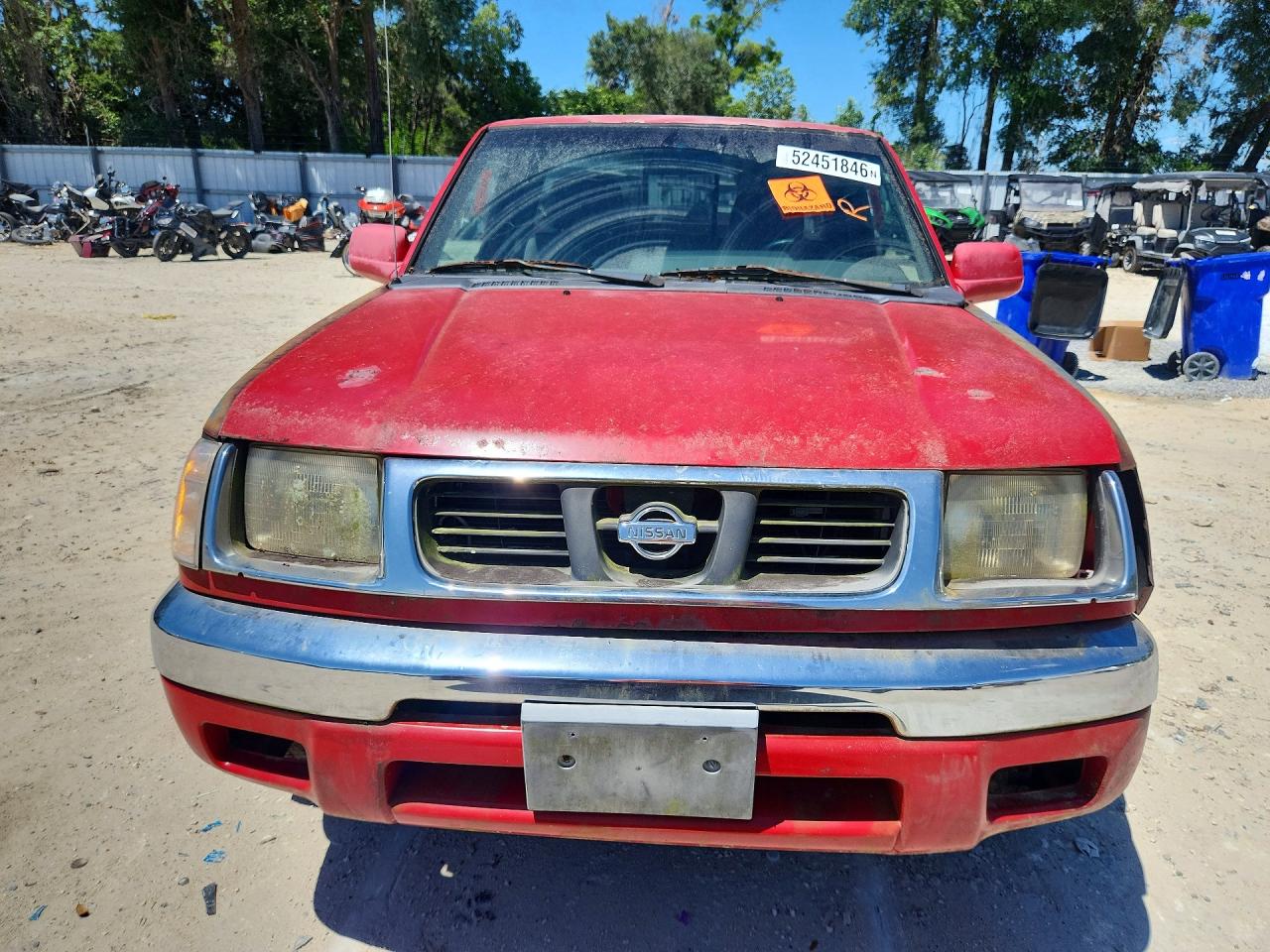 Nissan Frontier Xe Desert Runner