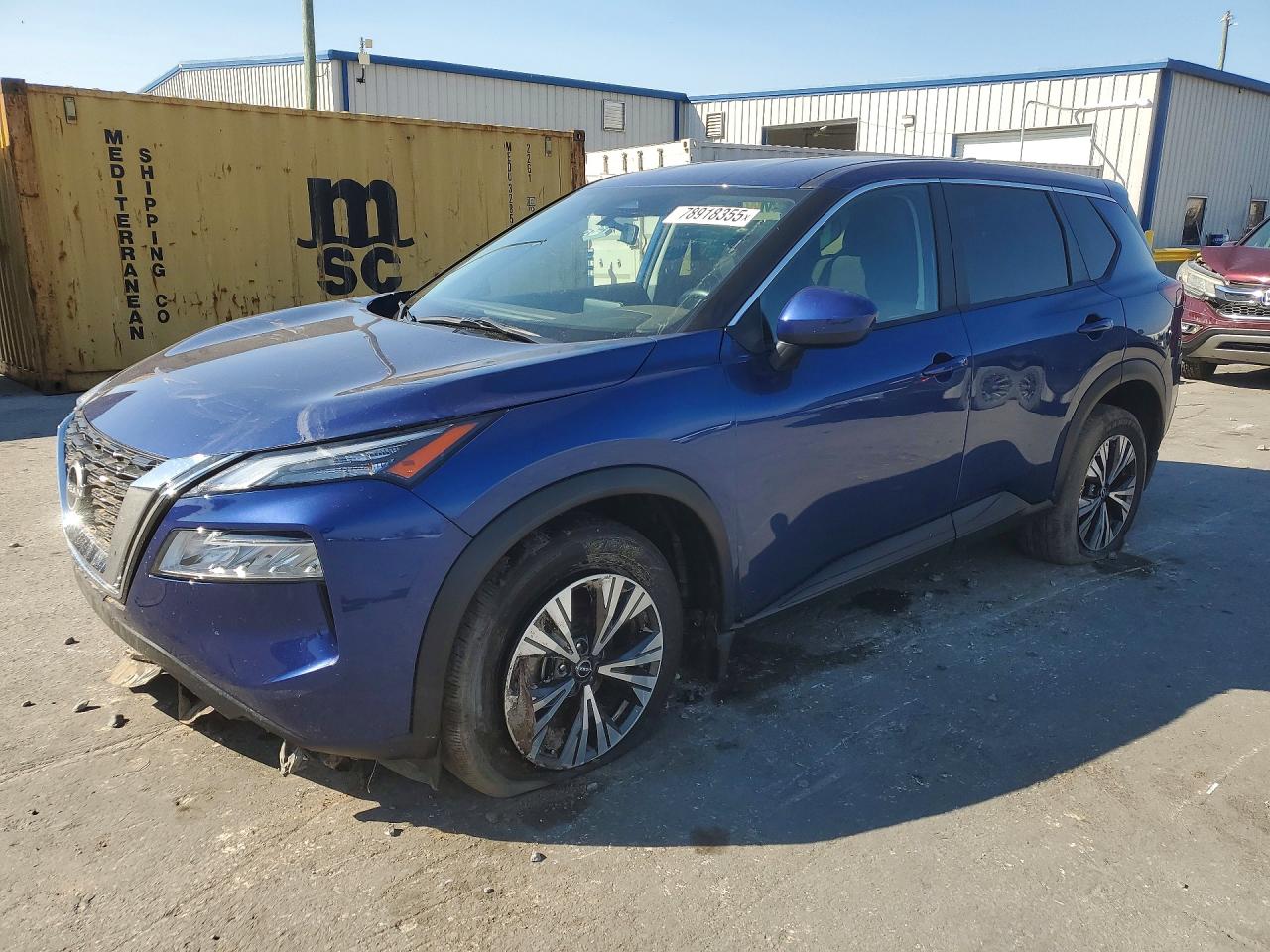 Salvage Nissan Rogue Image