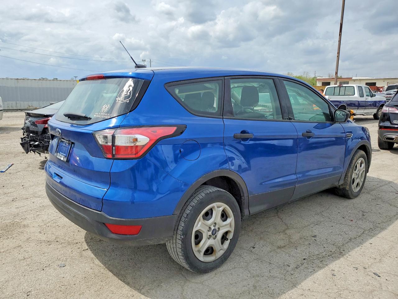 Ford Escape S