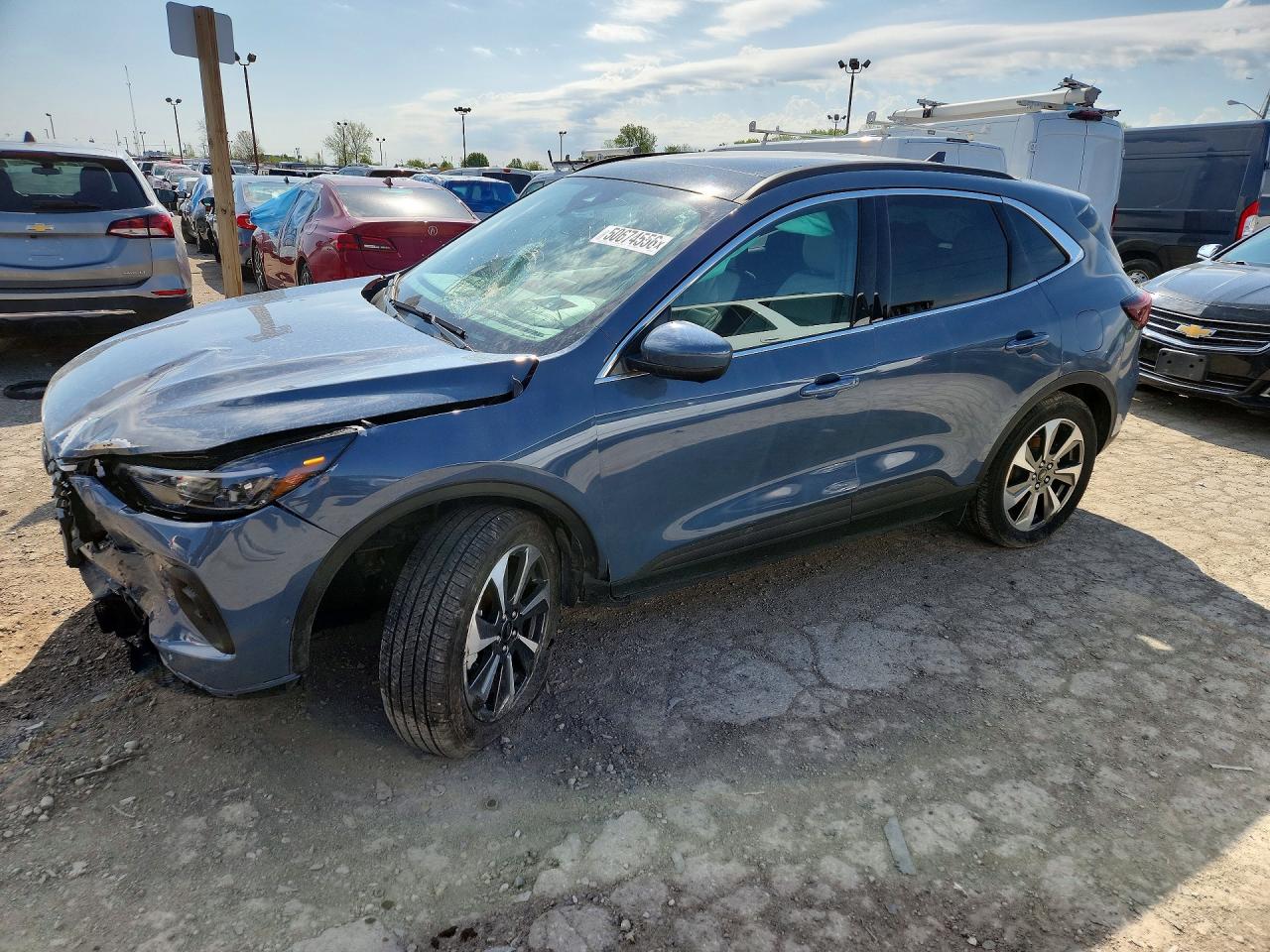 Salvage Ford Escape Image