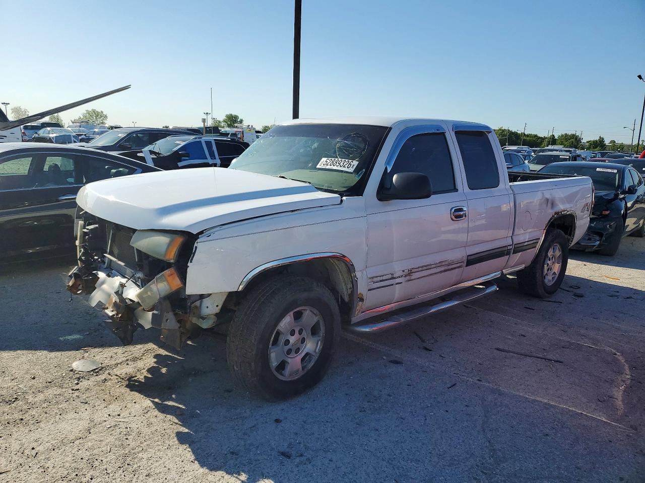 Salvage Chevrolet Silverado Image