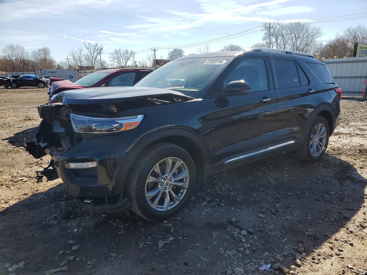 Salvage Ford Explorer Image