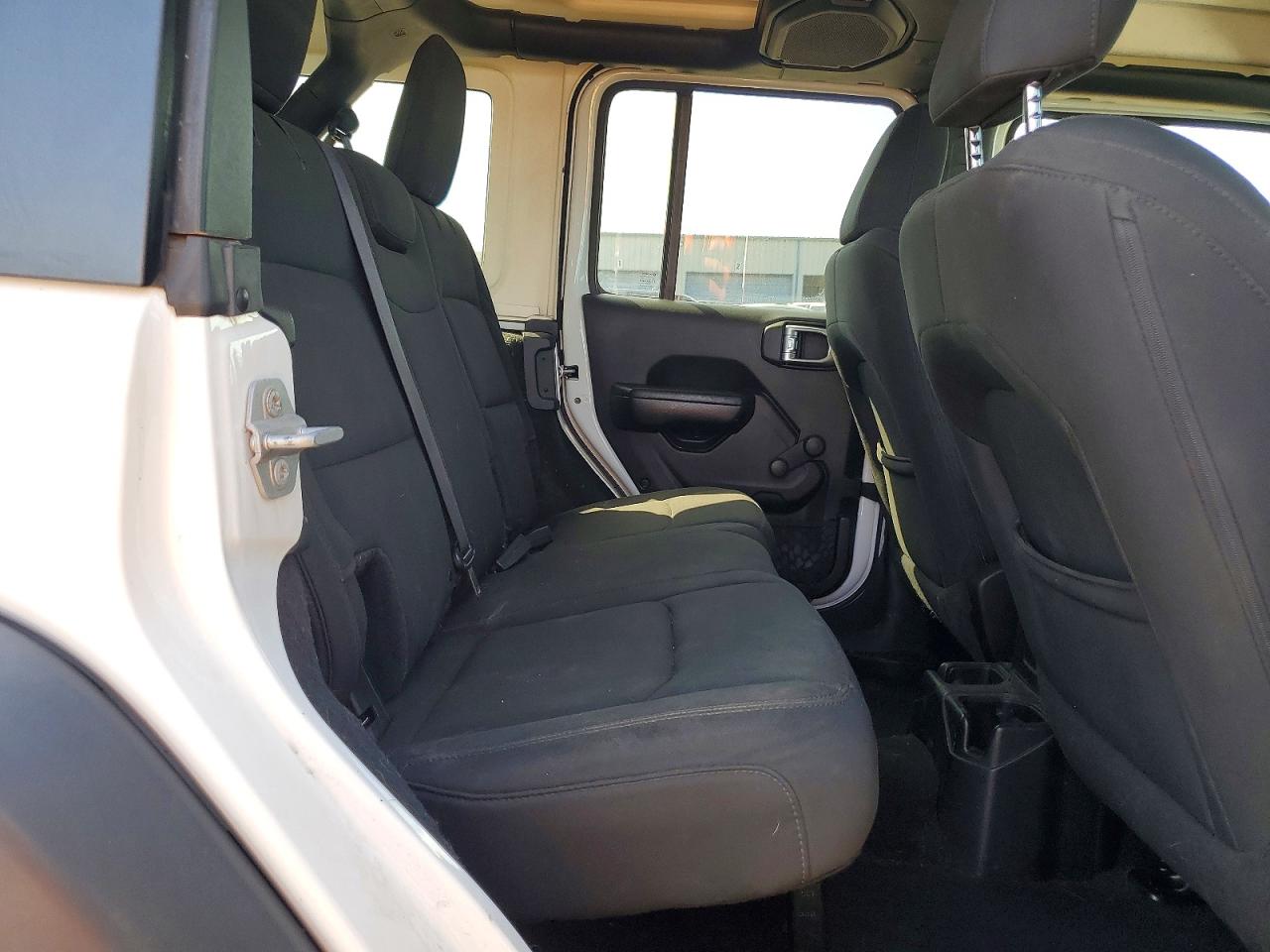 Jeep Wrangler Sport