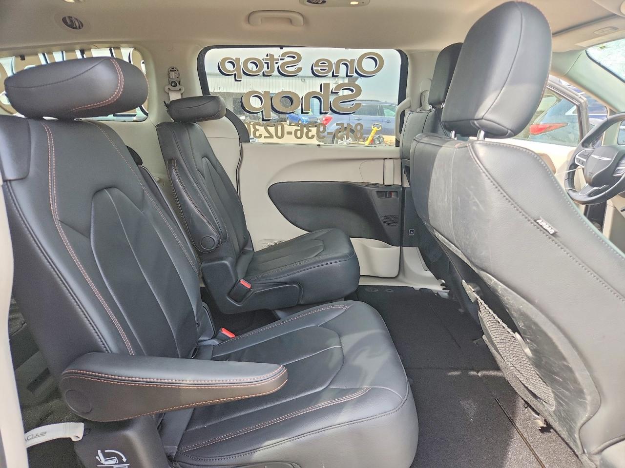 Chrysler Pacifica Touring L
