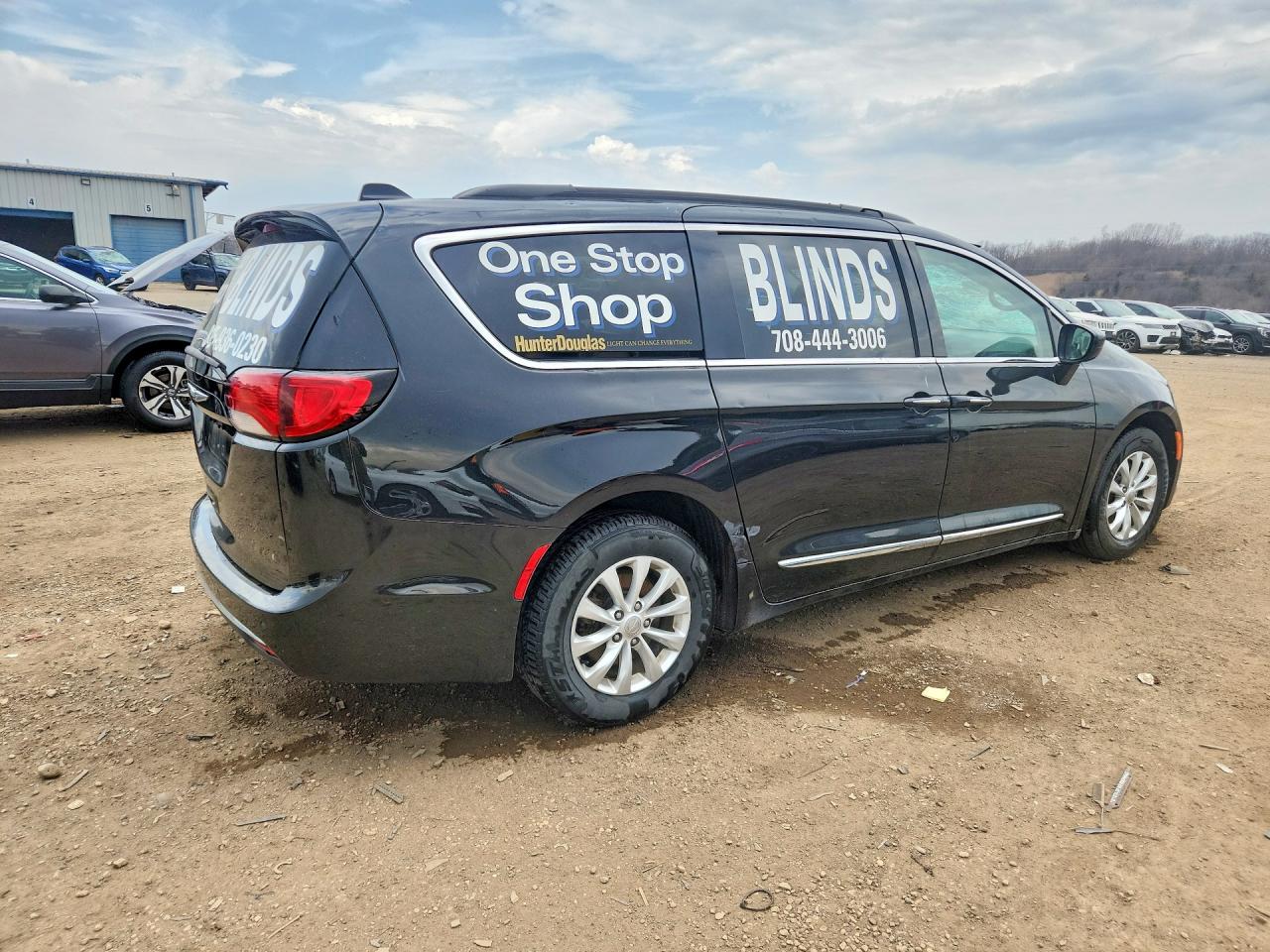 Chrysler Pacifica Touring L