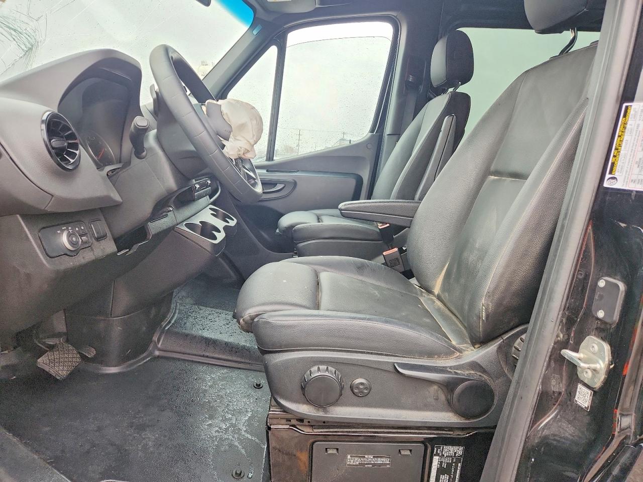 Mercedes-Benz Sprinter 2500