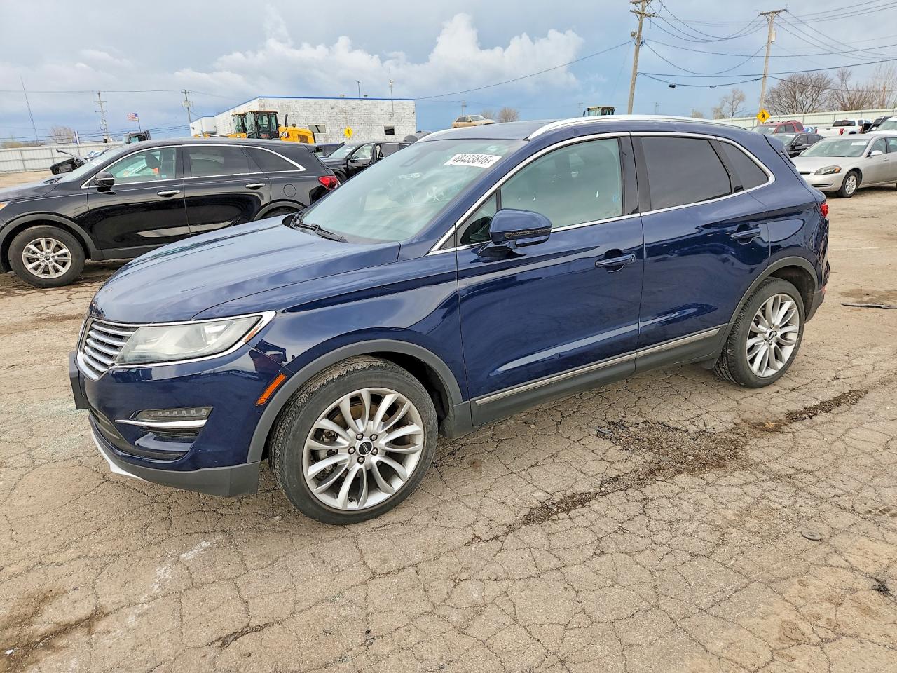Salvage Lincoln MKC Image