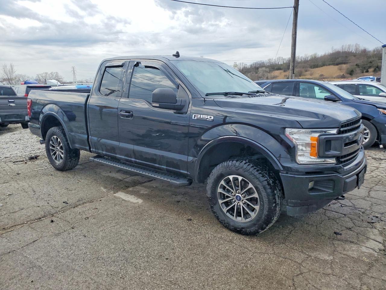 Ford F-150 Super Cab