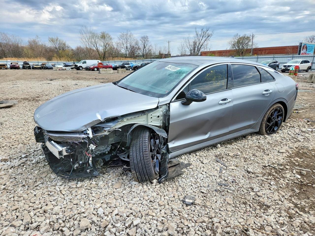 Salvage Kia K5 Image