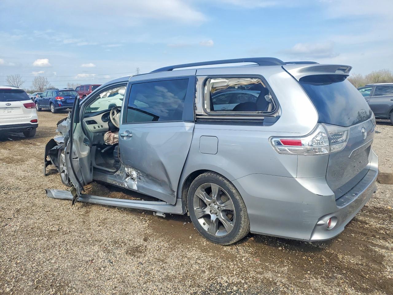 Toyota Sienna Sport