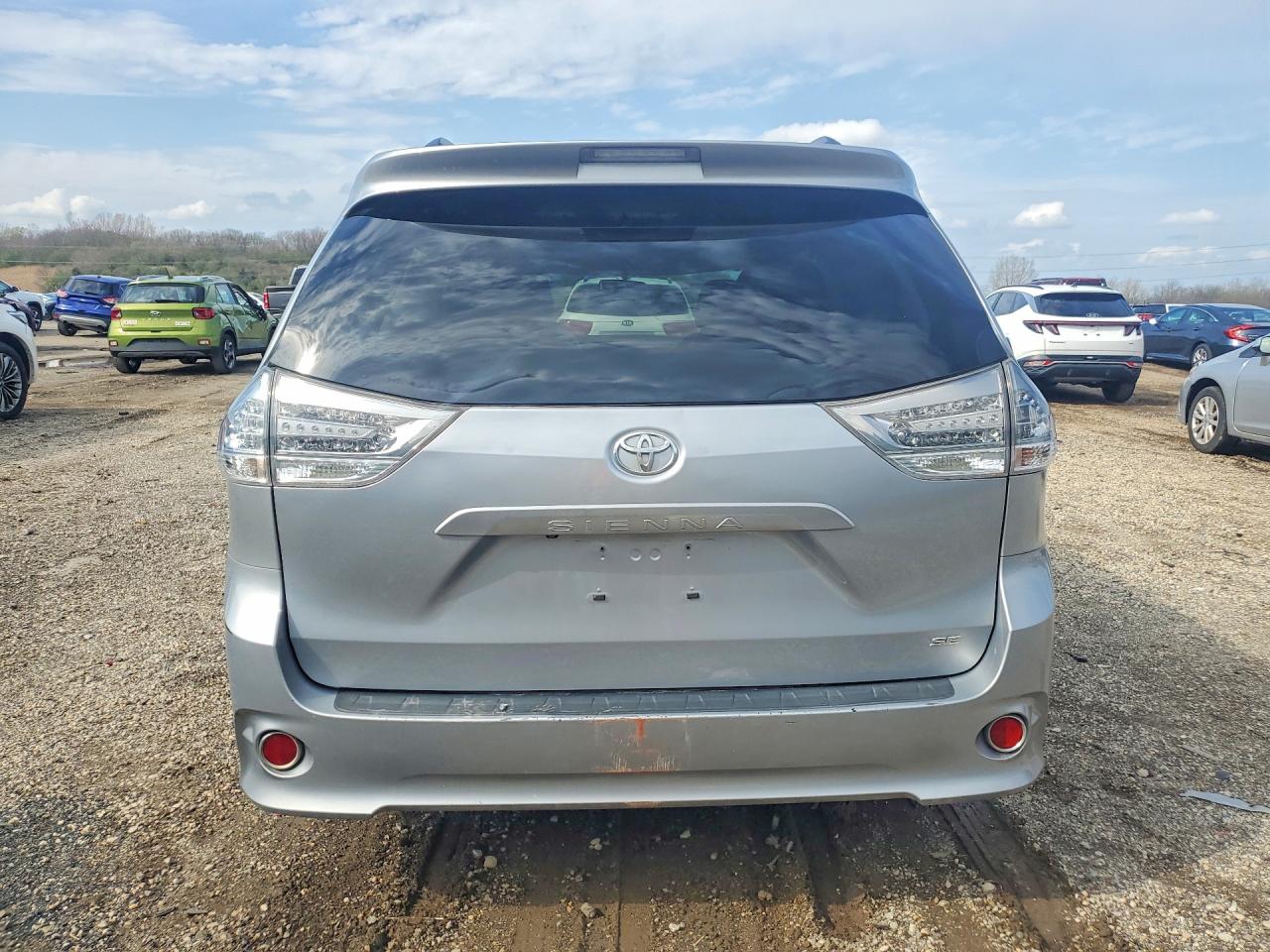 Toyota Sienna Sport