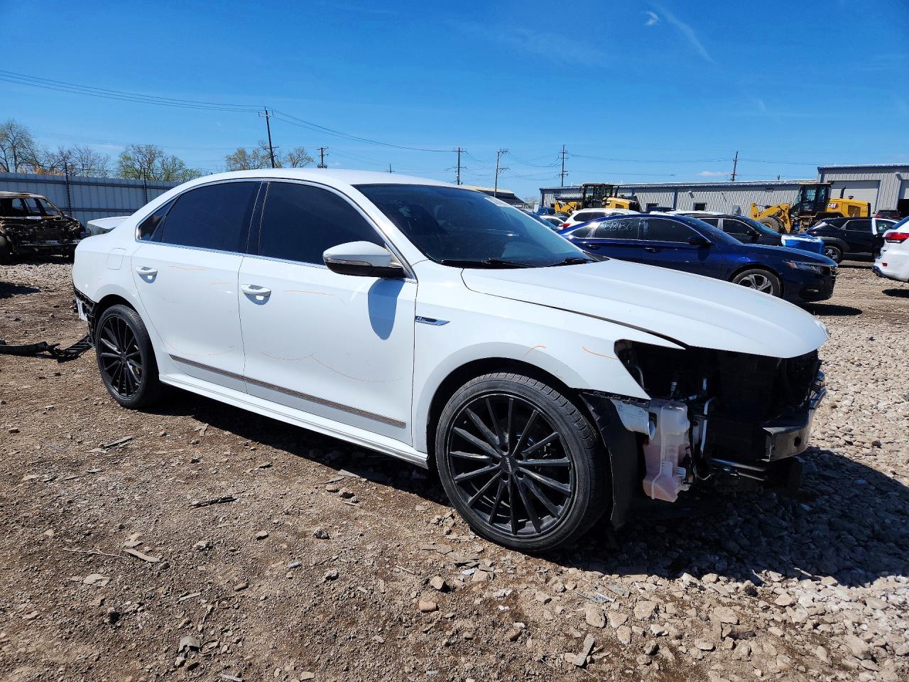 Volkswagen Passat R-line