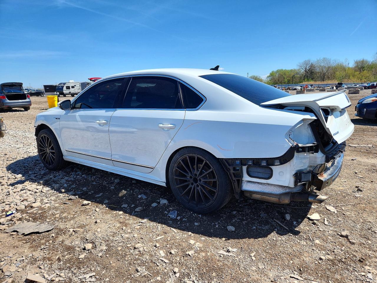 Volkswagen Passat R-line