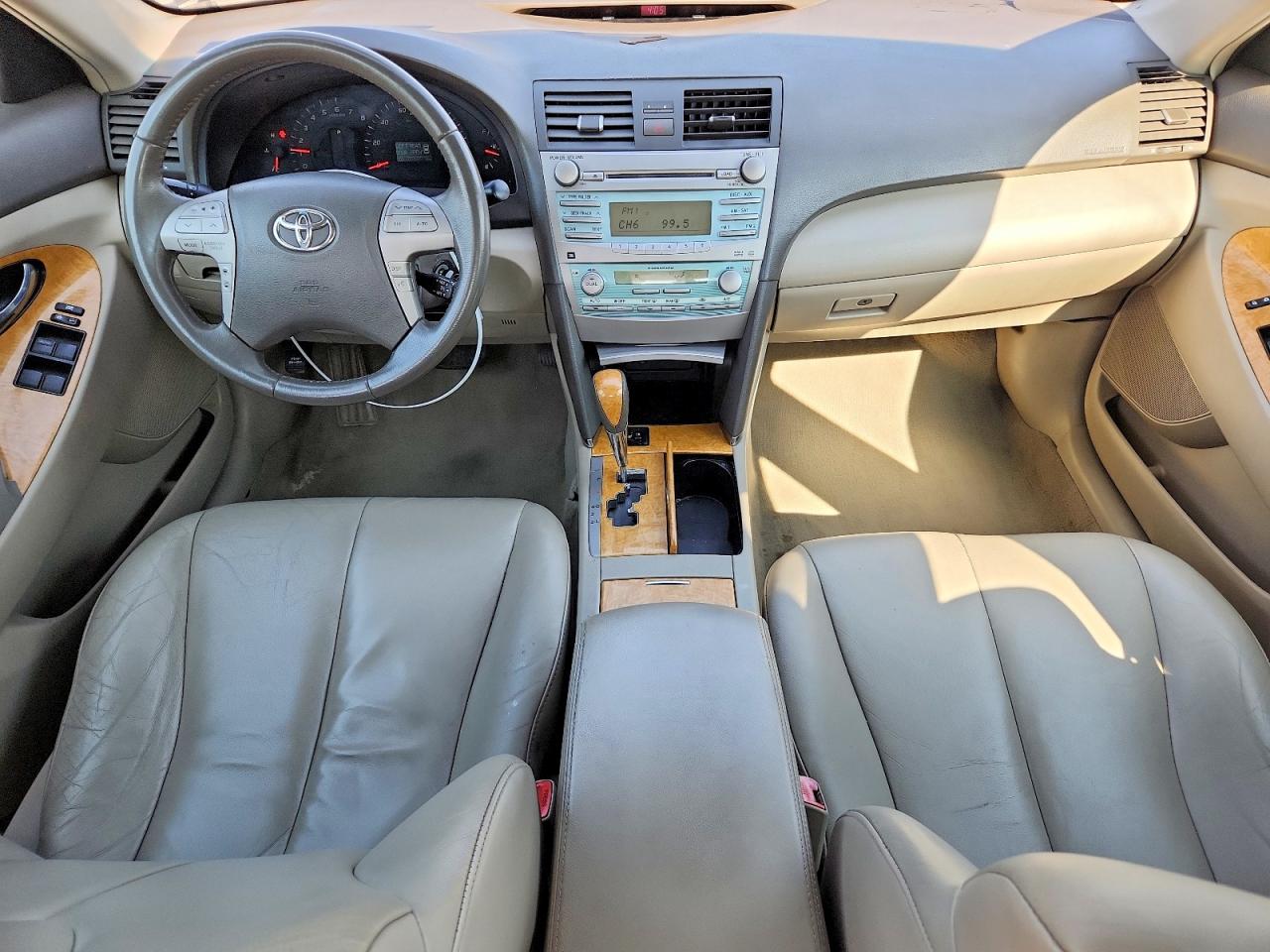 Toyota Camry Xle