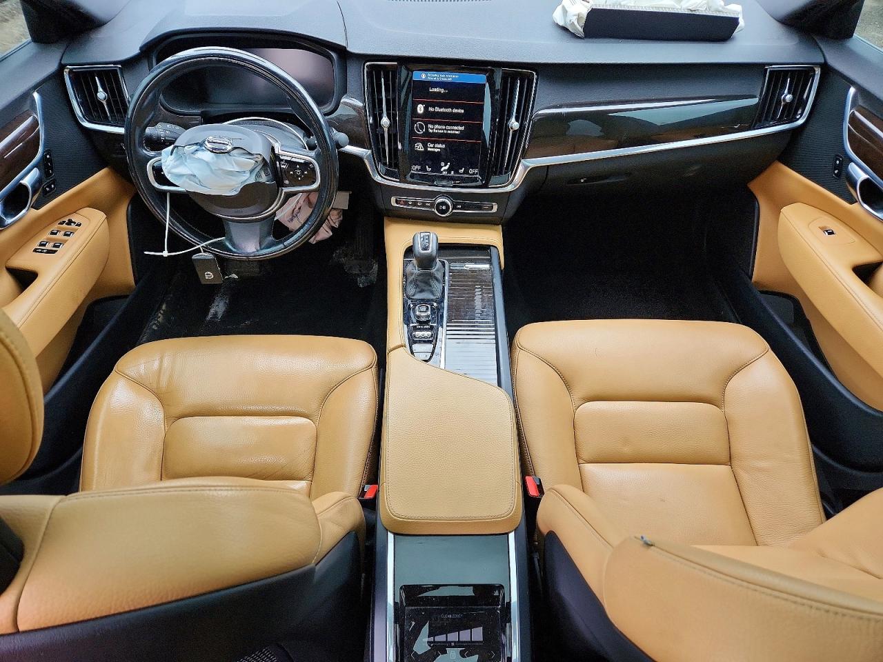 Volvo S90 T5 Momentum