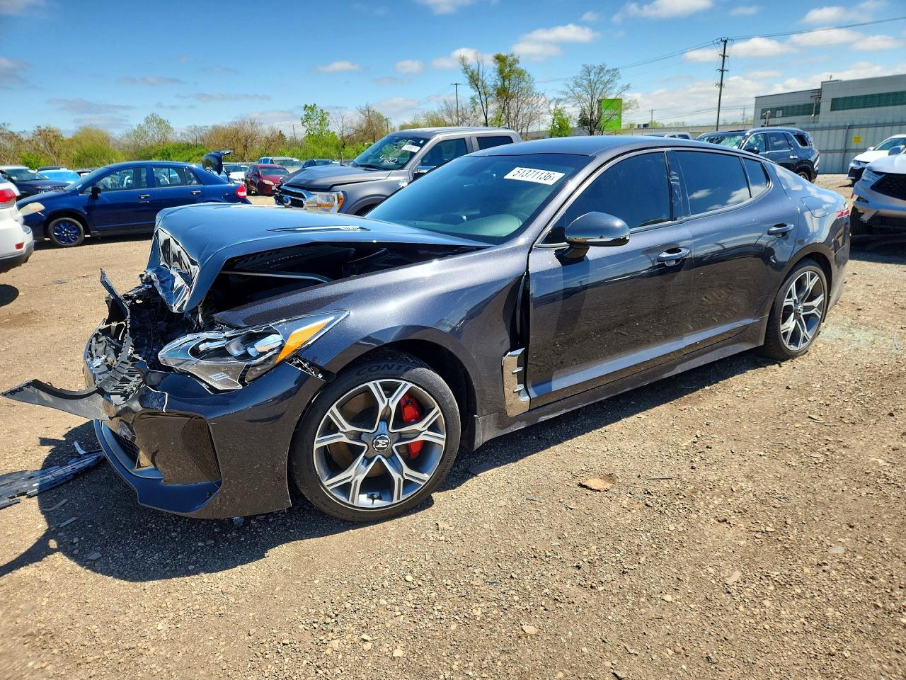 Salvage Kia Stinger Image