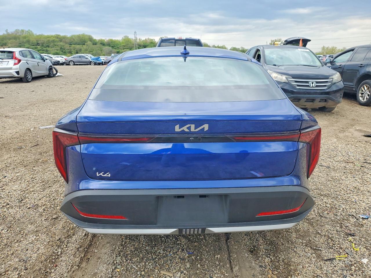 Kia K4 Lxs