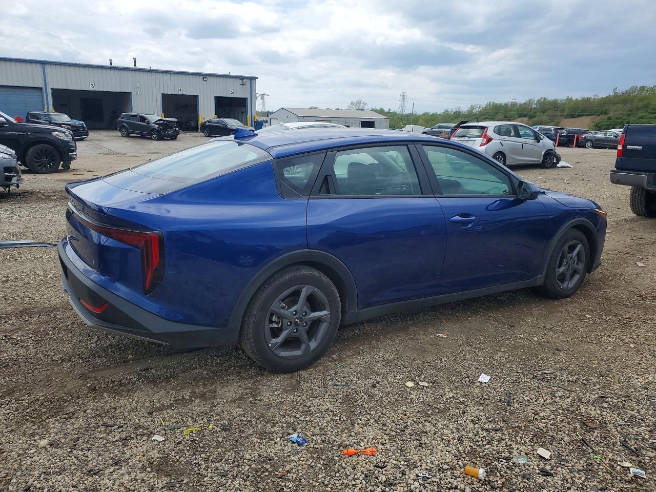 Kia K4 Lxs
